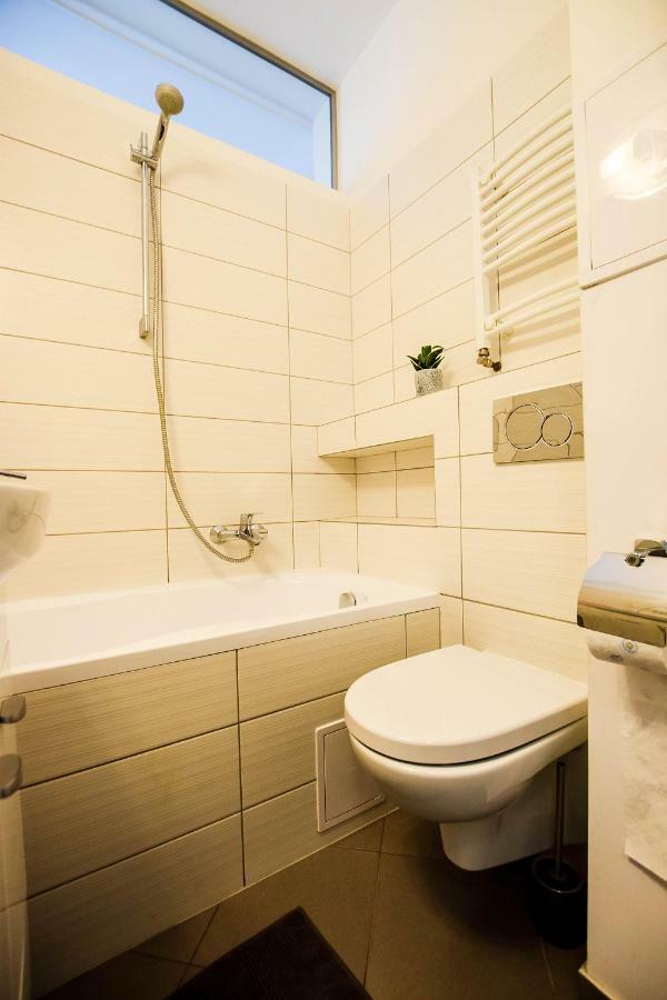 Szewska Str. Apartment Wroclaw Exterior photo